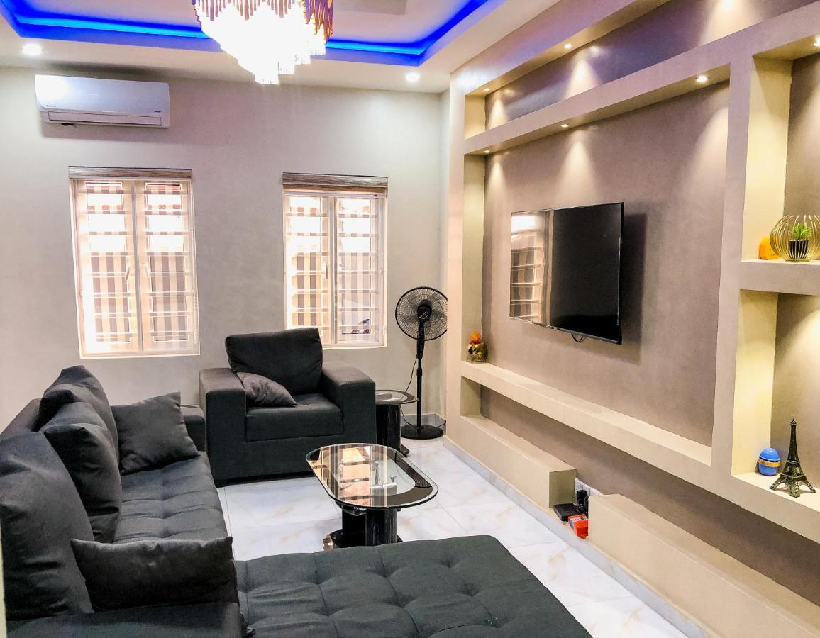 Crayford Homes Ikeja Esterno foto