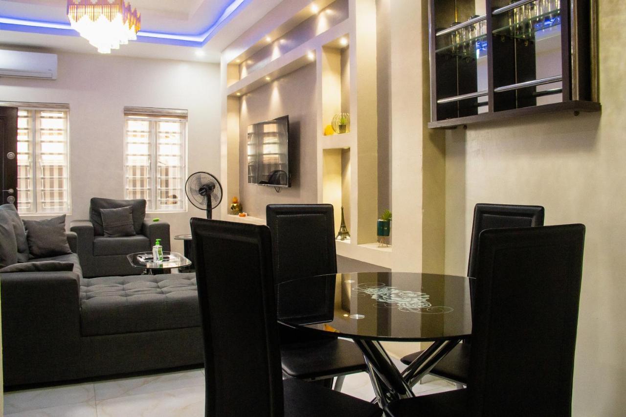 Crayford Homes Ikeja Esterno foto