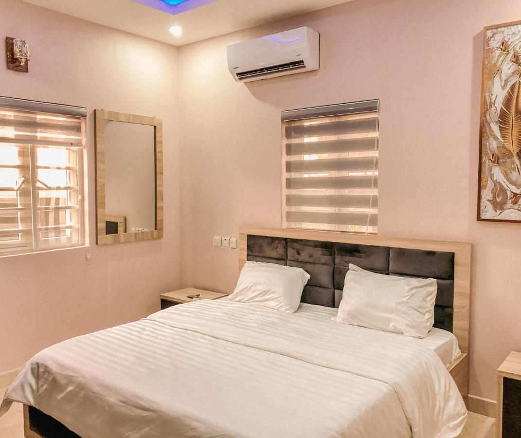 Crayford Homes Ikeja Esterno foto